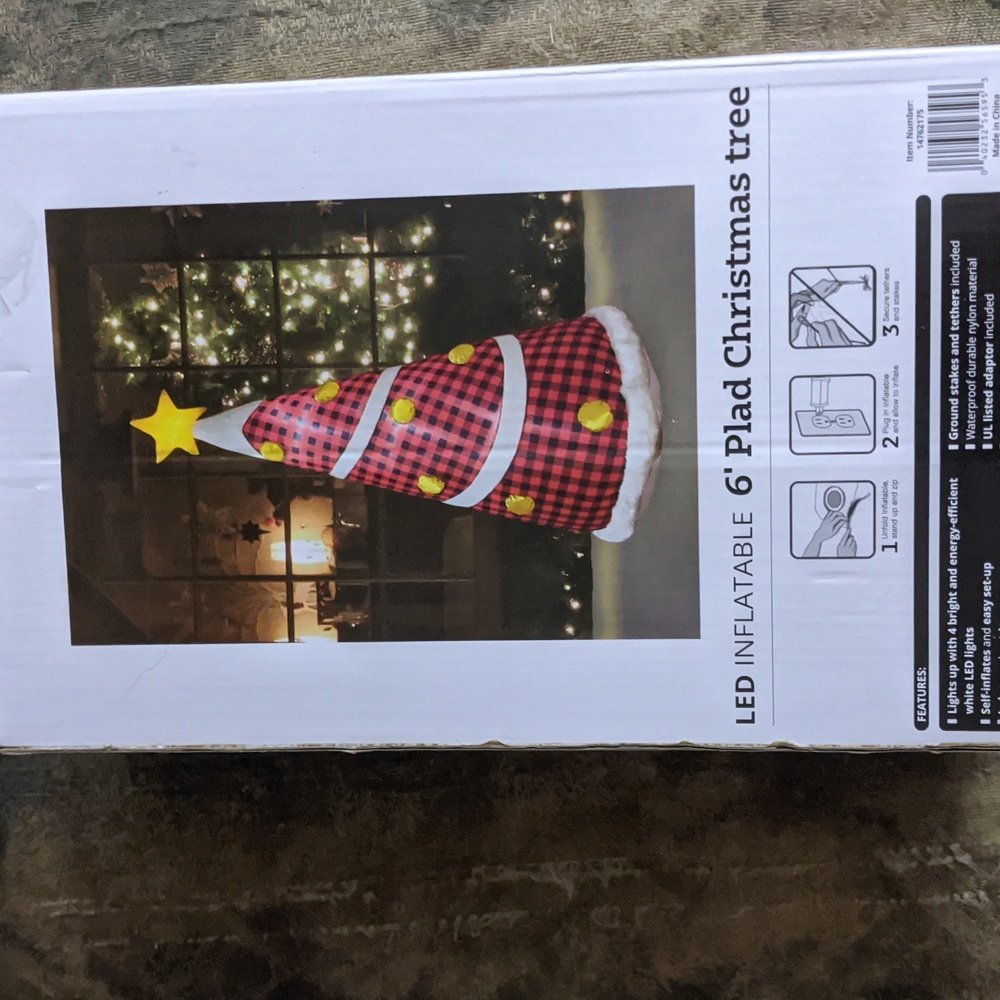 LED Inflatable 6ft Plaid Christmas Tree - Picture 2 of 4